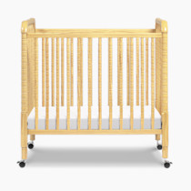 DaVinci Jenny Lind 3 in 1 Convertible Mini Crib Natural
