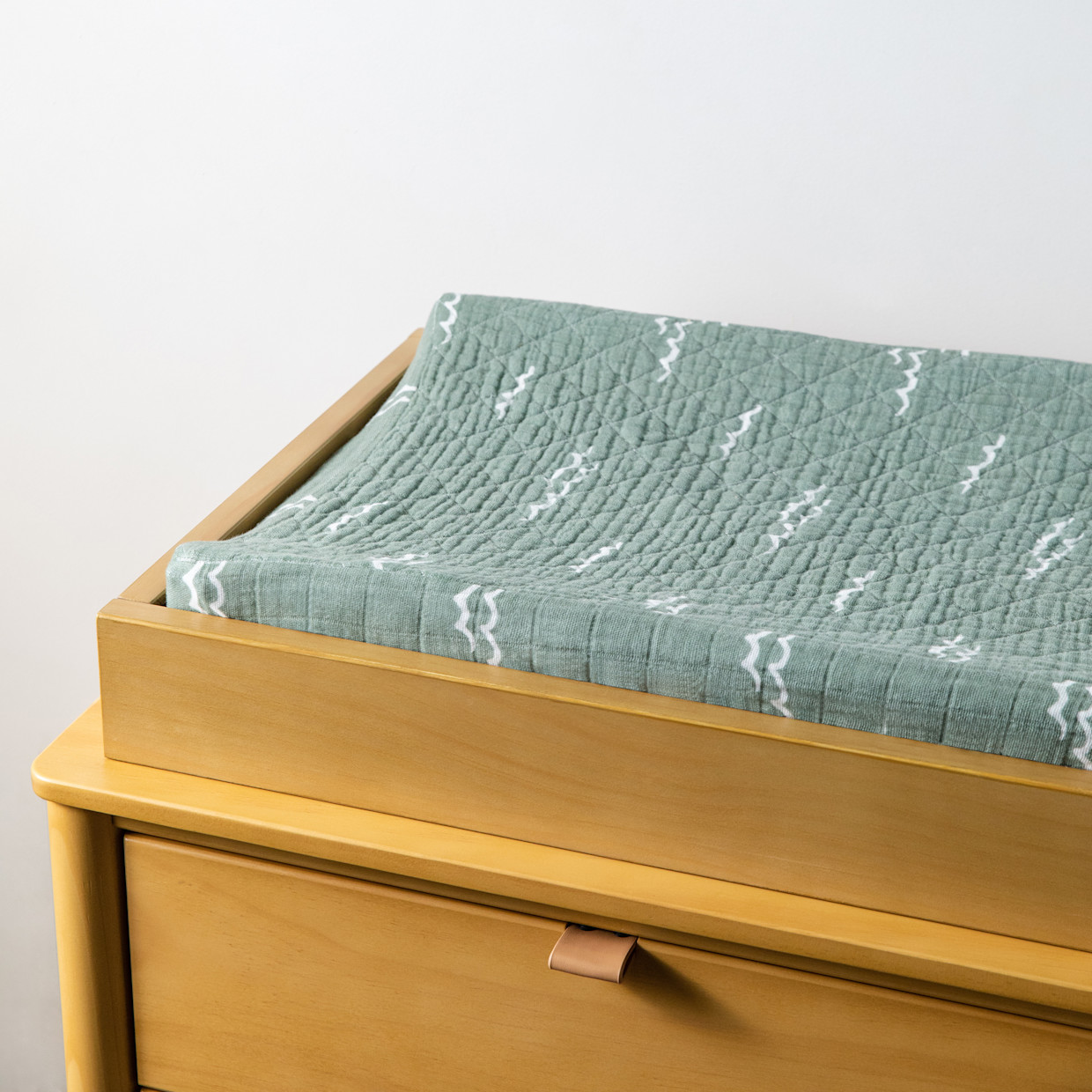 babyletto Quilted Changing Pad Cover in GOTS Certified Organic Muslin Cotton - Ocean Waves.