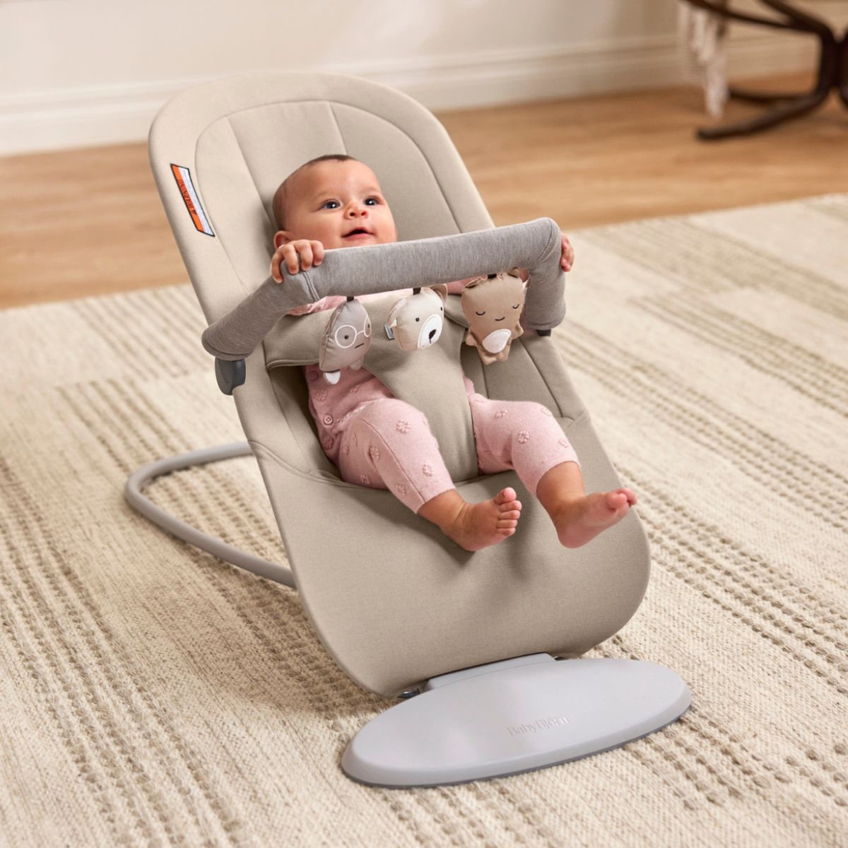 BabyBjörn Bouncer Begin - Sand Gray.