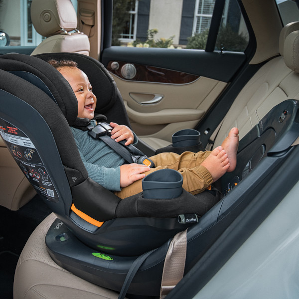 Chicco Fit360 ClearTex Rotating Convertible Car Seat - Black.