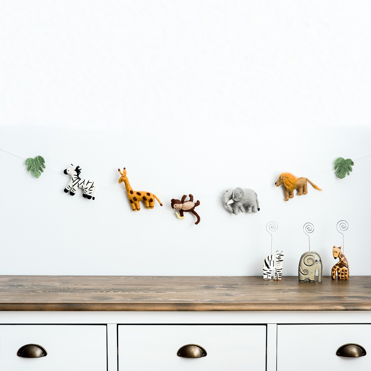 Nivas Garland - Jungle Animals.