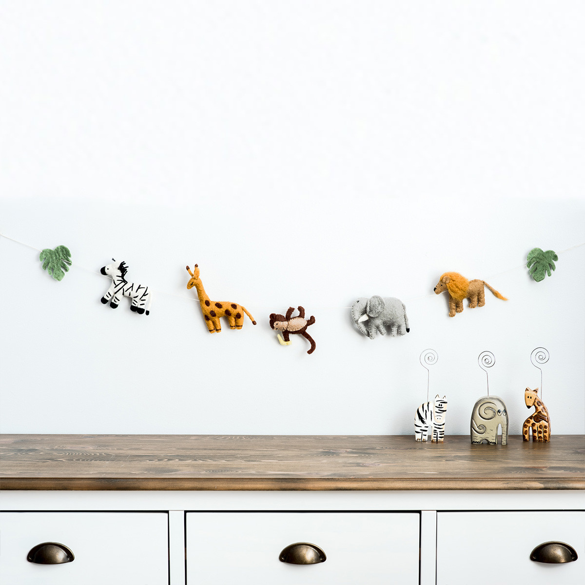 Nivas Garland - Jungle Animals.