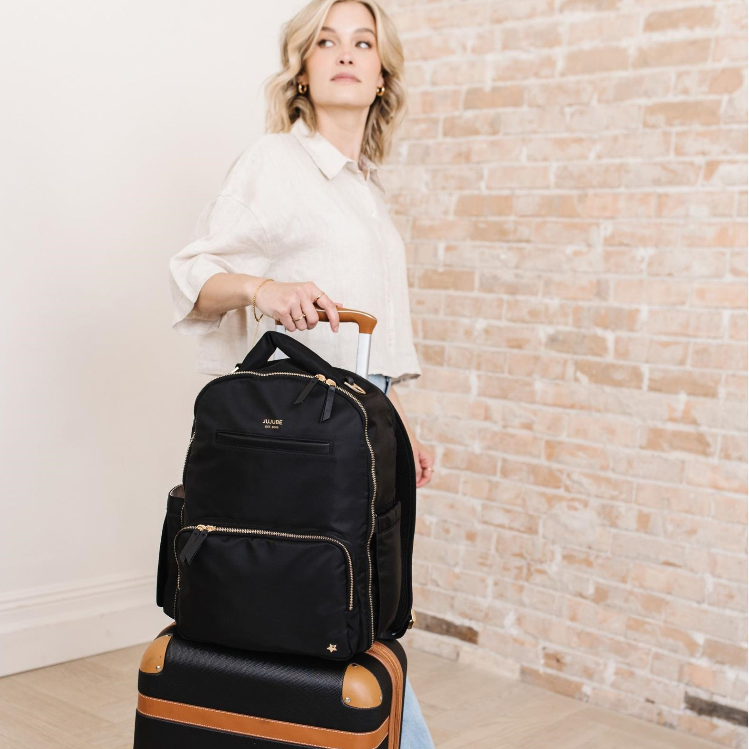 JUJUBE The Classic Backpack - Taupe.