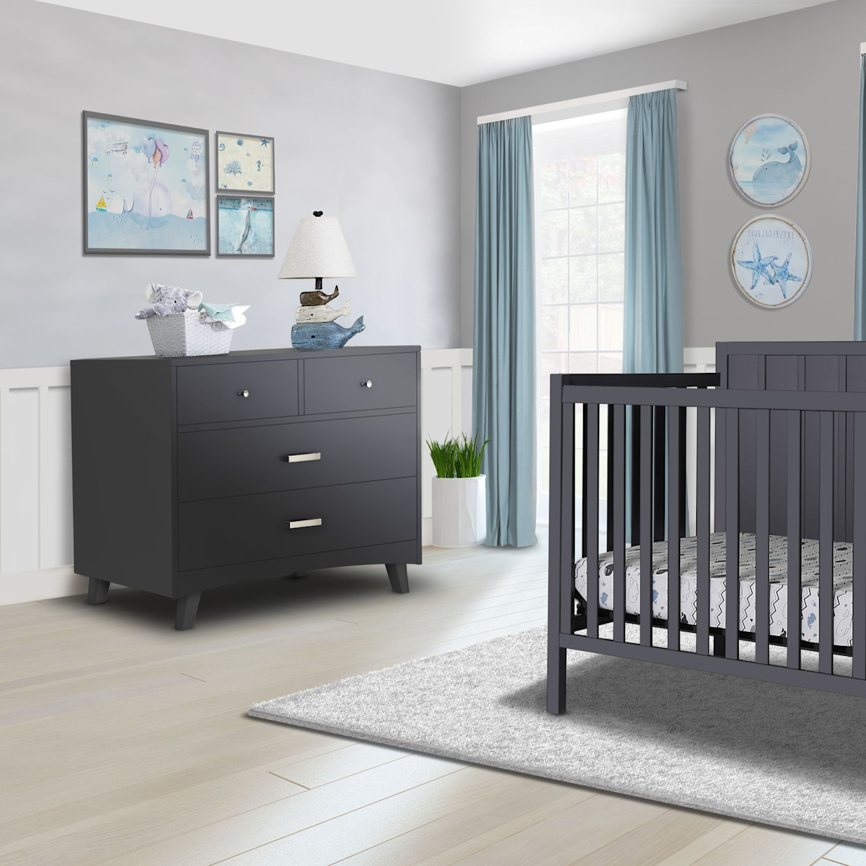 Sorelle Soho 4 Drawer Dresser - Midnight.