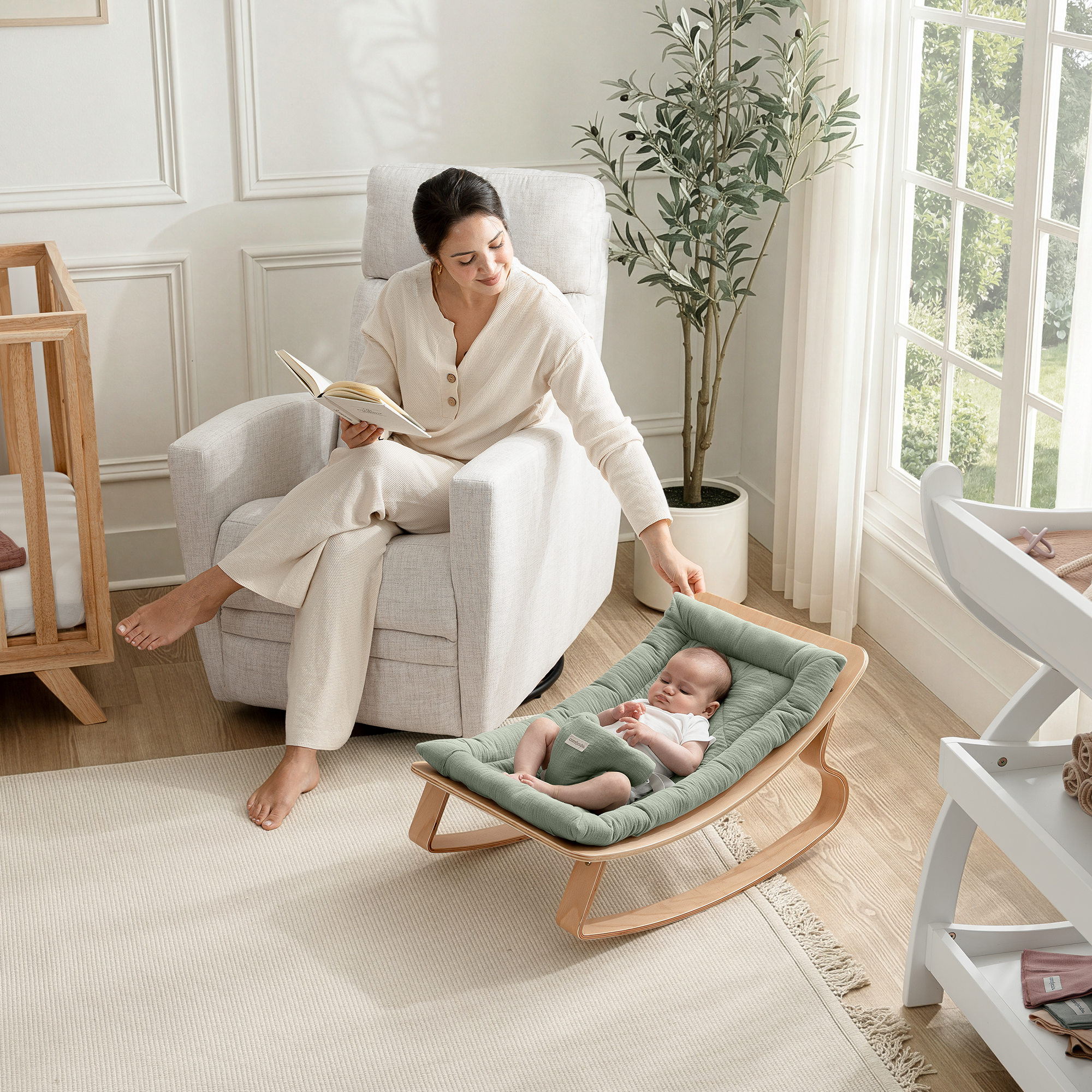 Comfy Cubs Baby Rocker - Fern.