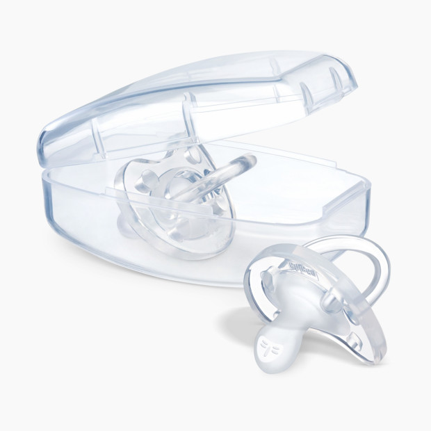 Chicco PhysioForma Soft Silicone Pacifier (2-Pack) - Clear, 0-6 Months.