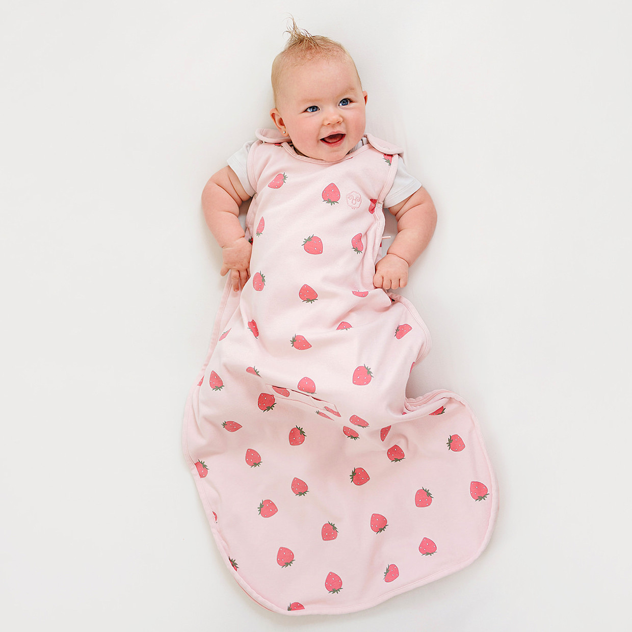 Woolino 4 Season Ultimate Baby Sleep Bag - Strawberry, 0-2 Years.