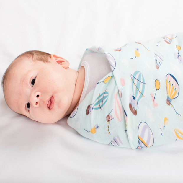 Loulou Lollipop Muslin Swaddle - Up Up Away.