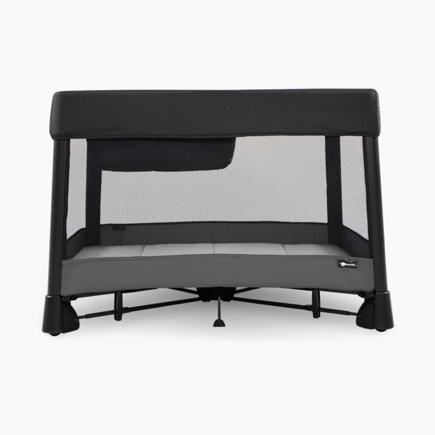 4moms 2019 Breeze Plus Playard - Black.