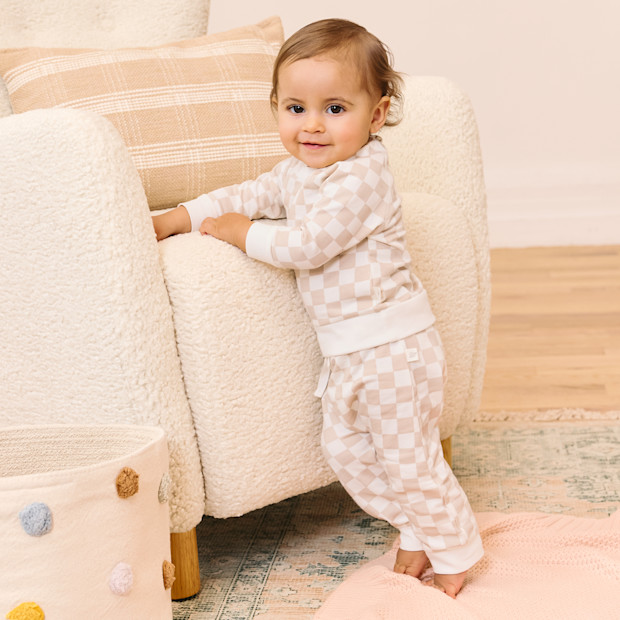 Tiny Kind 2-Piece Printed Sweatshirt & Jogger Set.