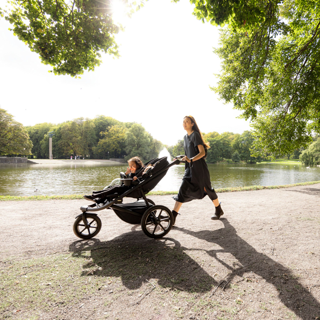 Thule Urban Glide 3 Snack Tray - Black.