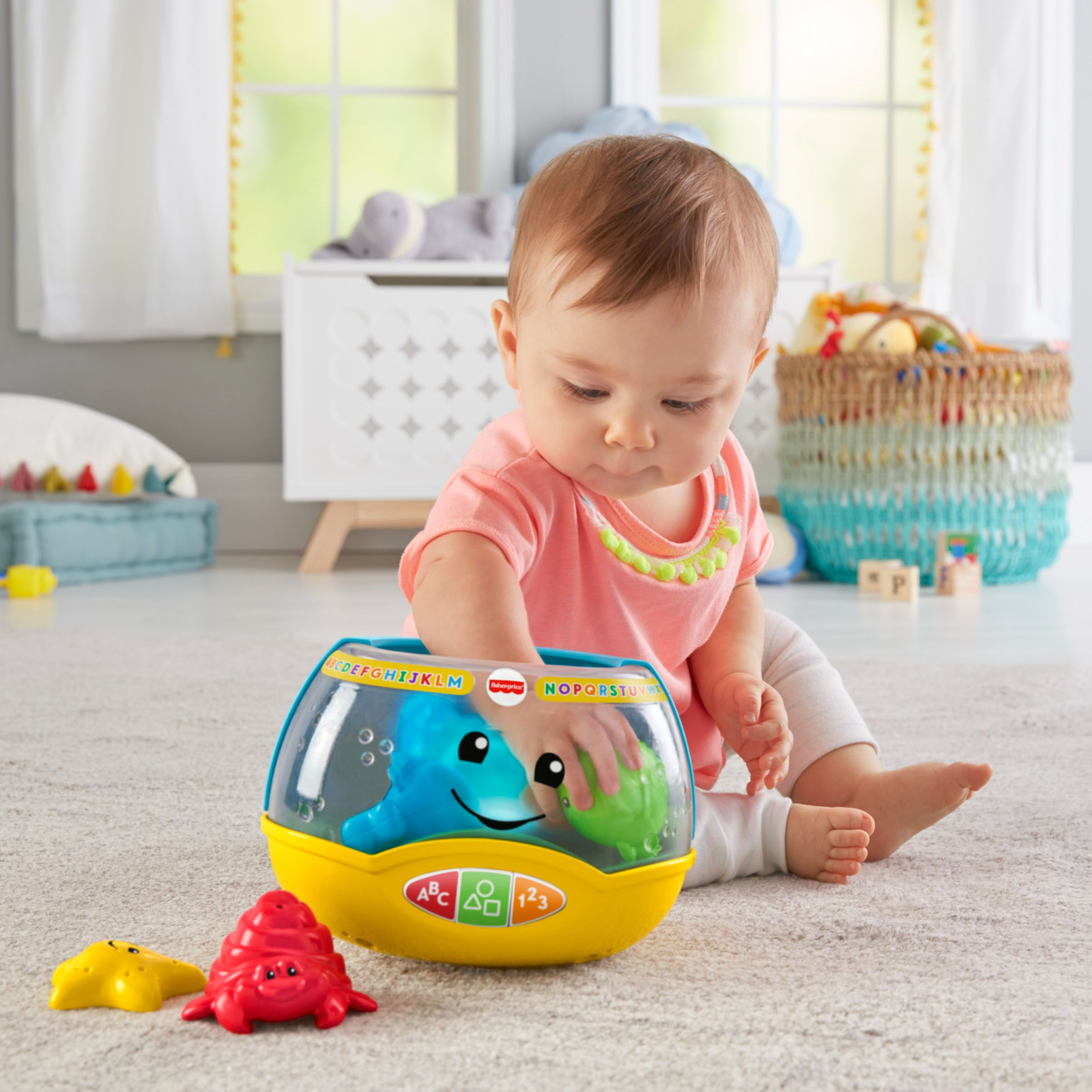Fisher-Price Laugh & Learn Magical Lights Fishbowl.
