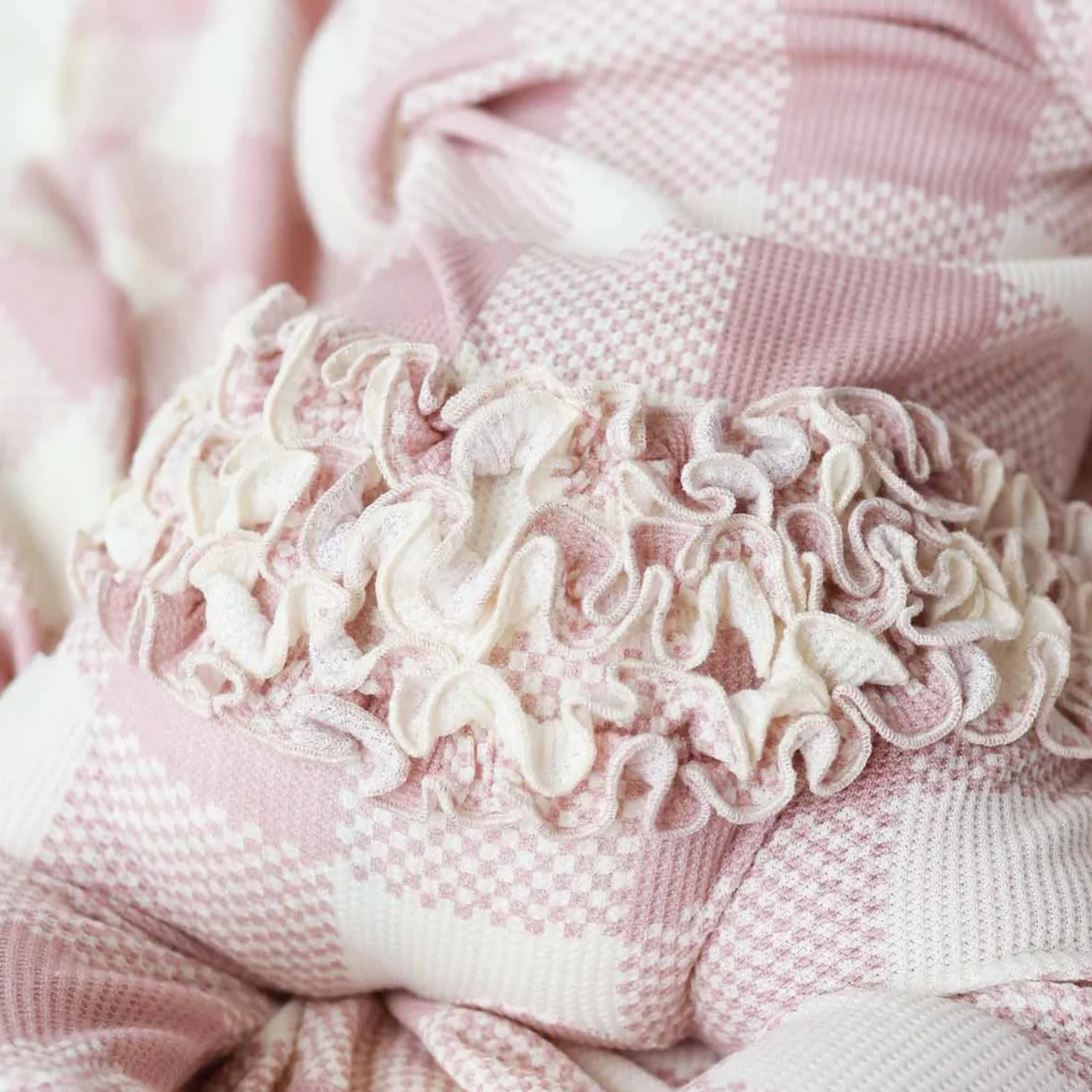 Caden Lane Bamboo Waffle Ruffle Zipper Footie - Big Check Rosy, Newborn.