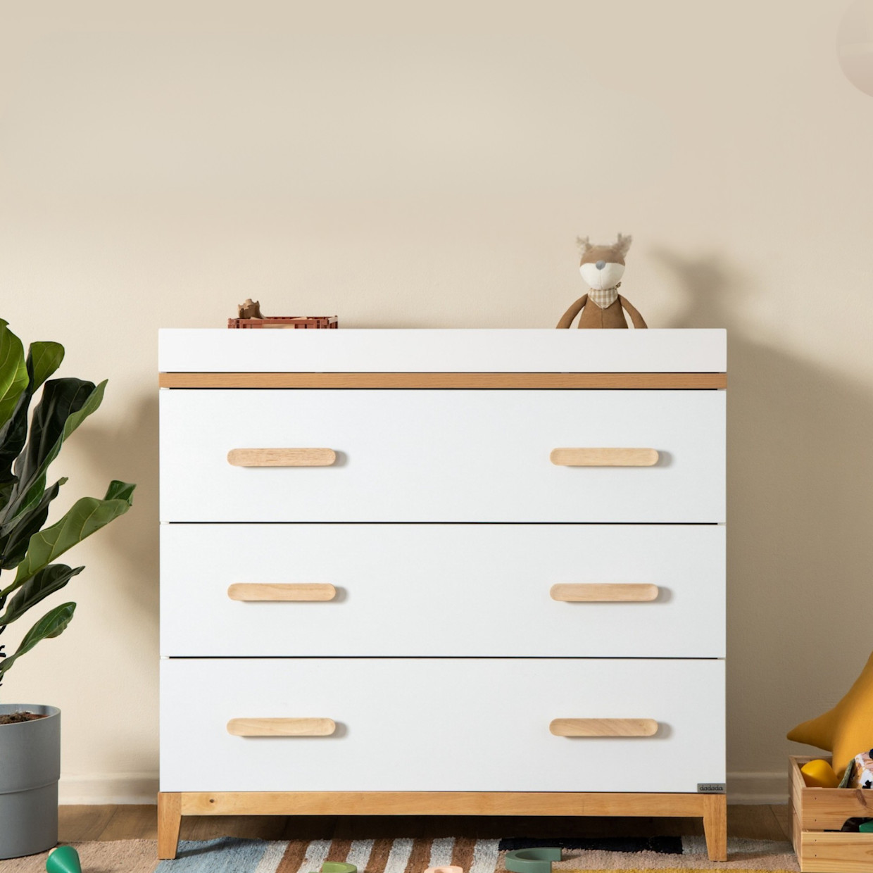 dadada Removable Changing Tray for the Lala Dresser - White.