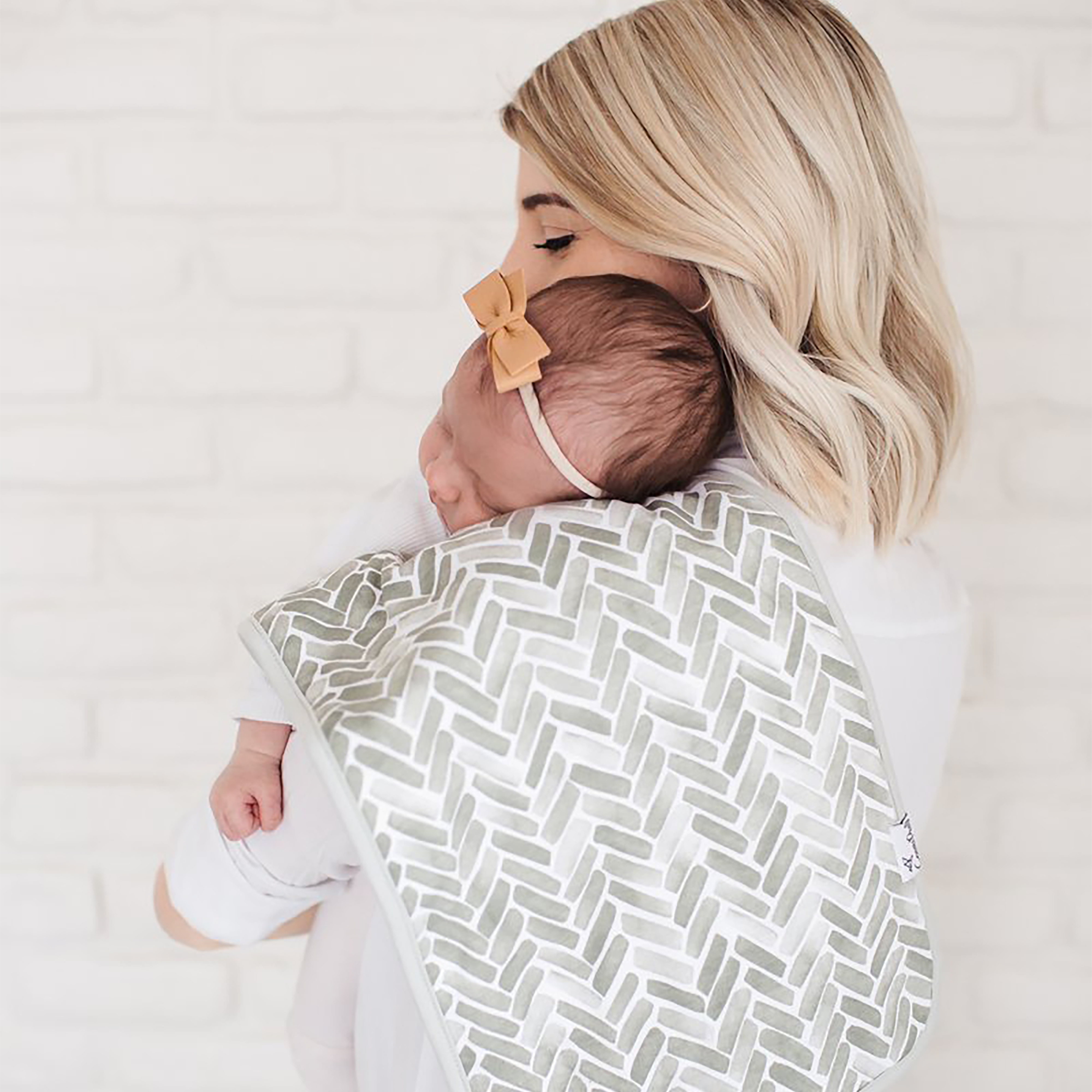 Copper Pearl Printed Burp Cloth Set - Alta.