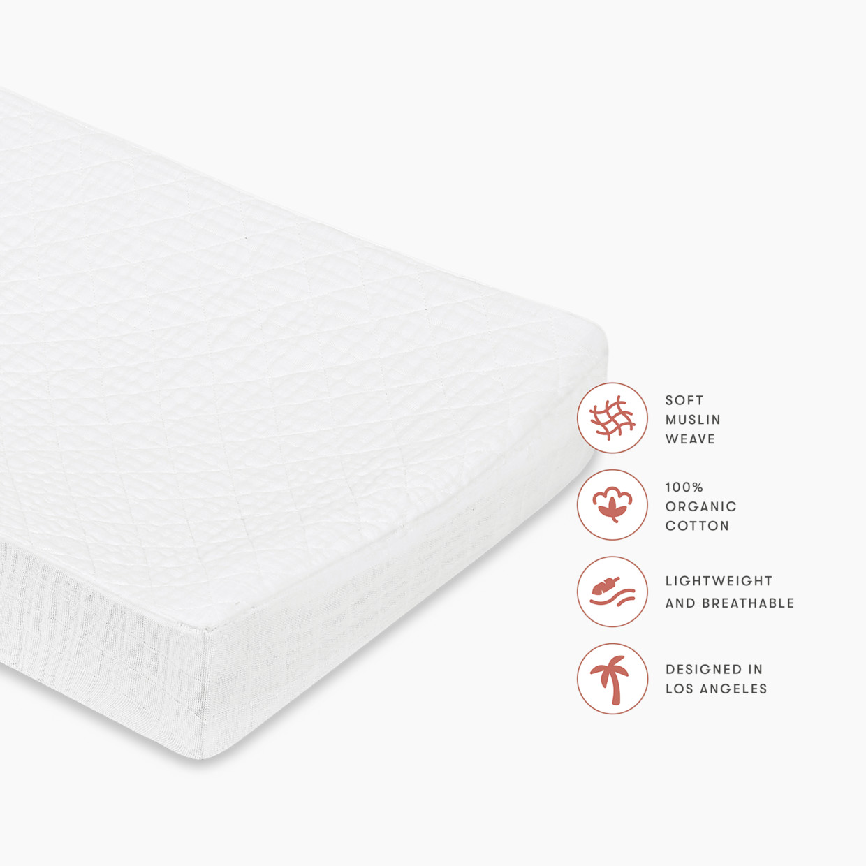 babyletto Quilted Changing Pad Cover in GOTS Certified Organic Muslin Cotton - White.