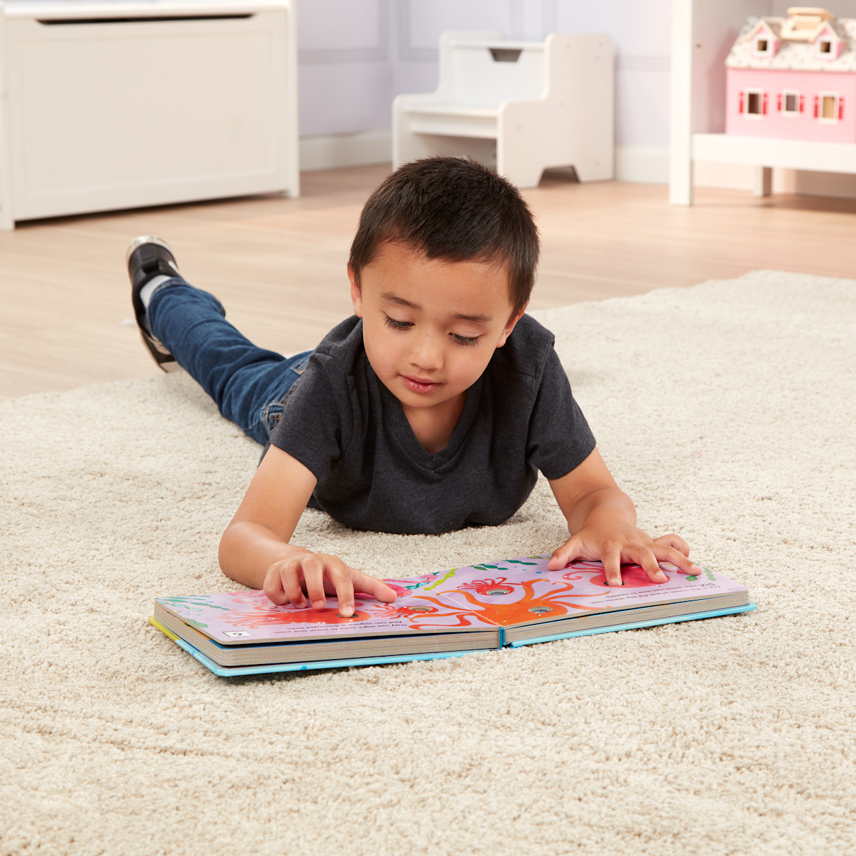 Melissa & Doug Poke-A-Dot: Who's in the Ocean.