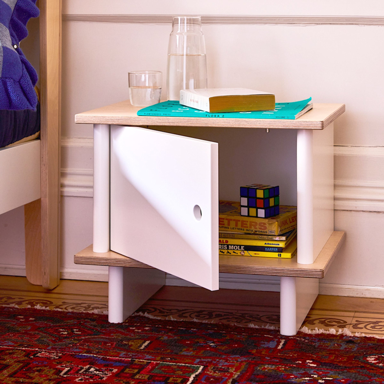 Oeuf ML Nightstand - Birch.