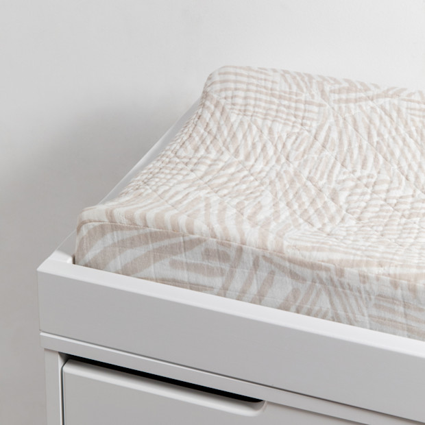 babyletto Quilted Organic Muslin Cotton Changing Pad Cover.