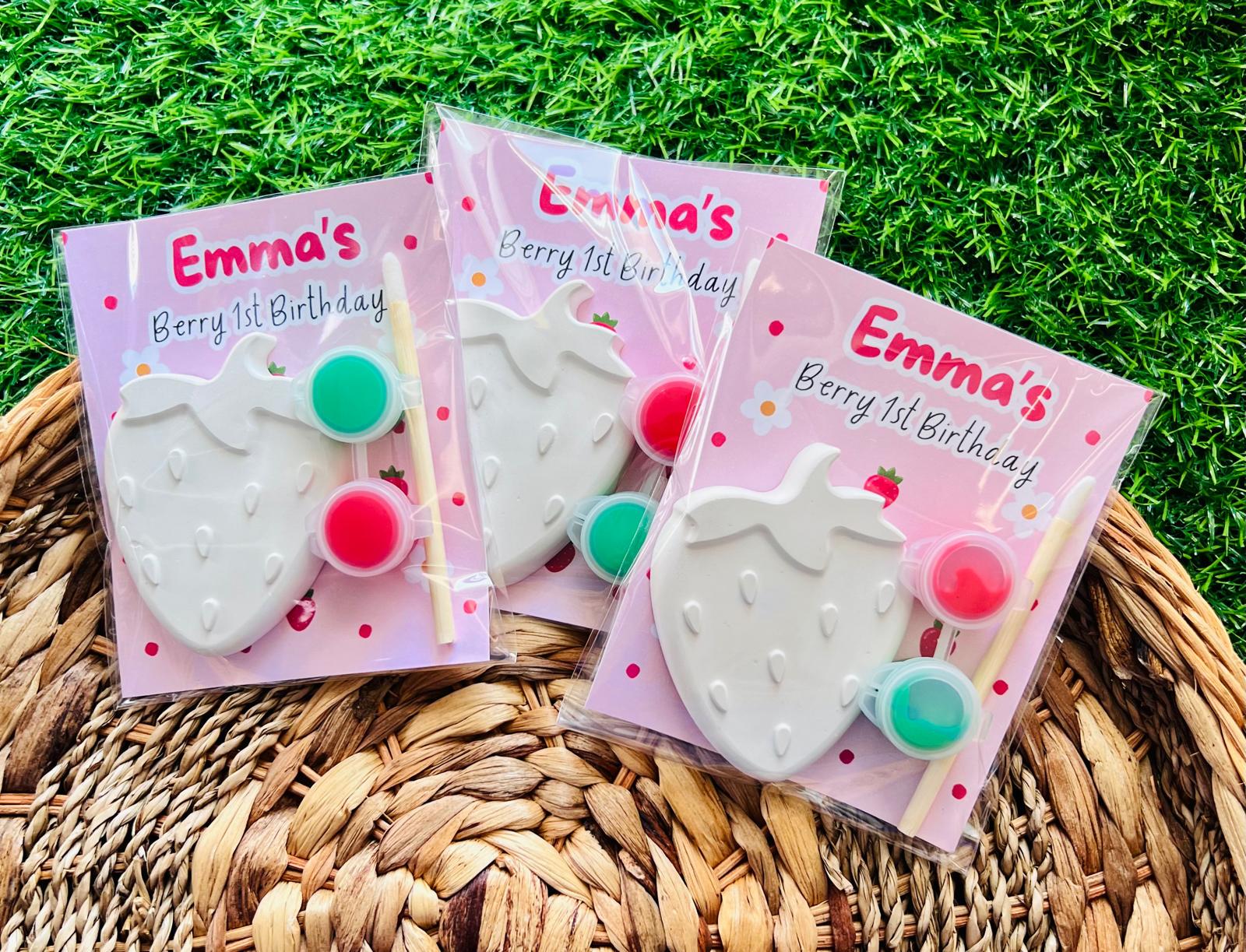 JazlyndShop Strawberry Party Bags.