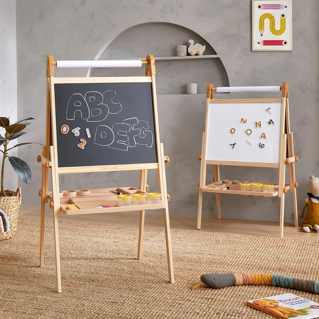 Tiny Land Magnitales Easel for Kids.
