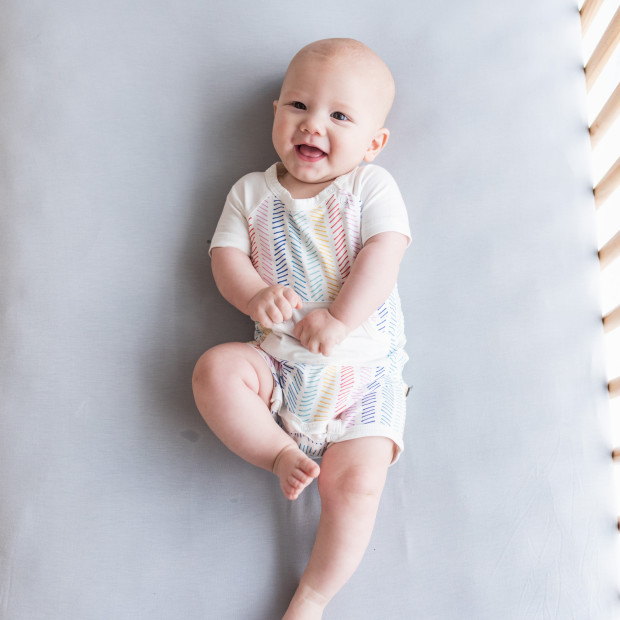 Kyte Baby Rainbow Short All - Herringbone, 6-12 Months.