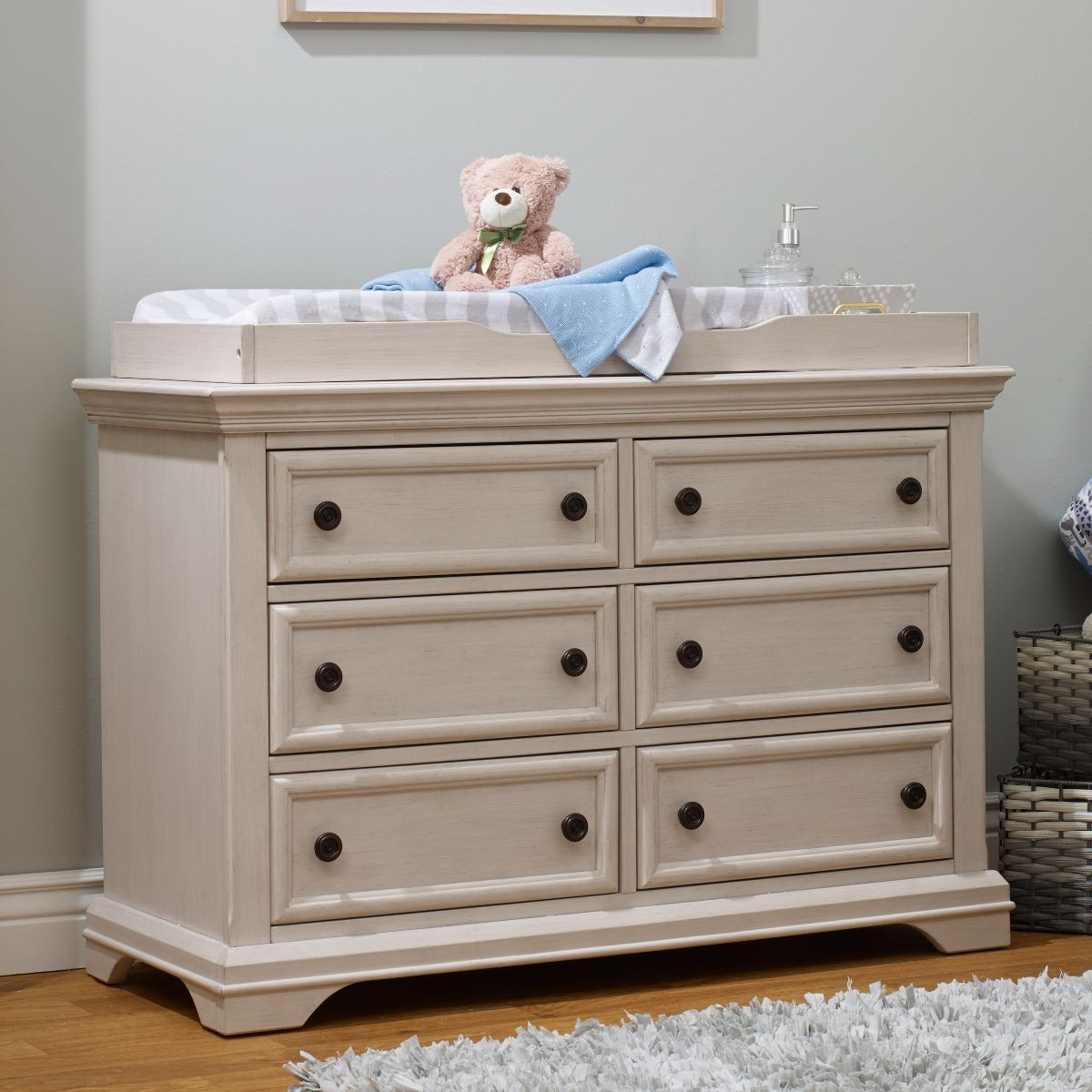 Sorelle Portofino Double Dresser - Brushed Ivory.