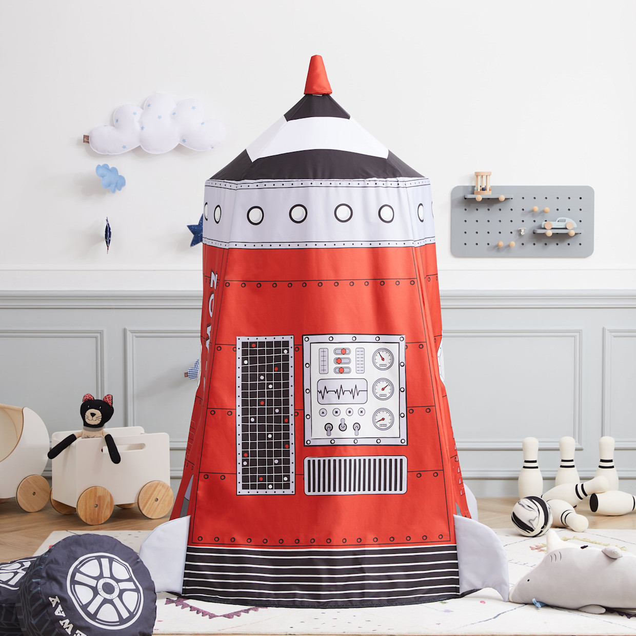 Wonder & Wise Pop Up Playhome Tent - Rocket.