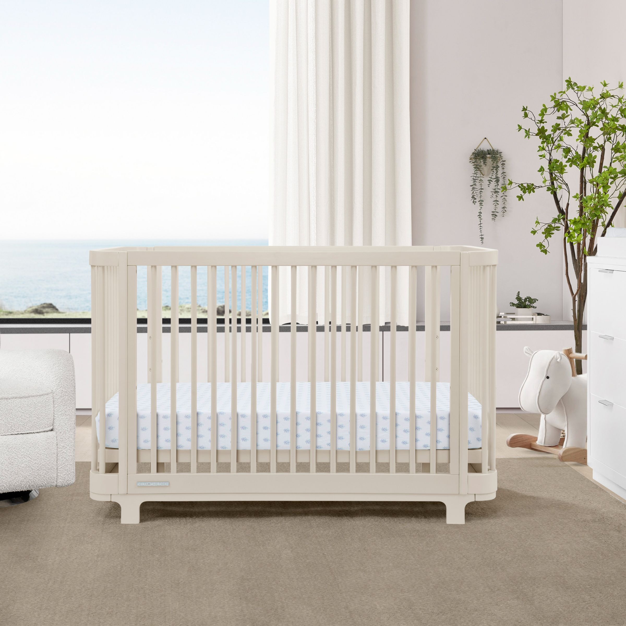  Nest 4-in-1 Convertible Crib.