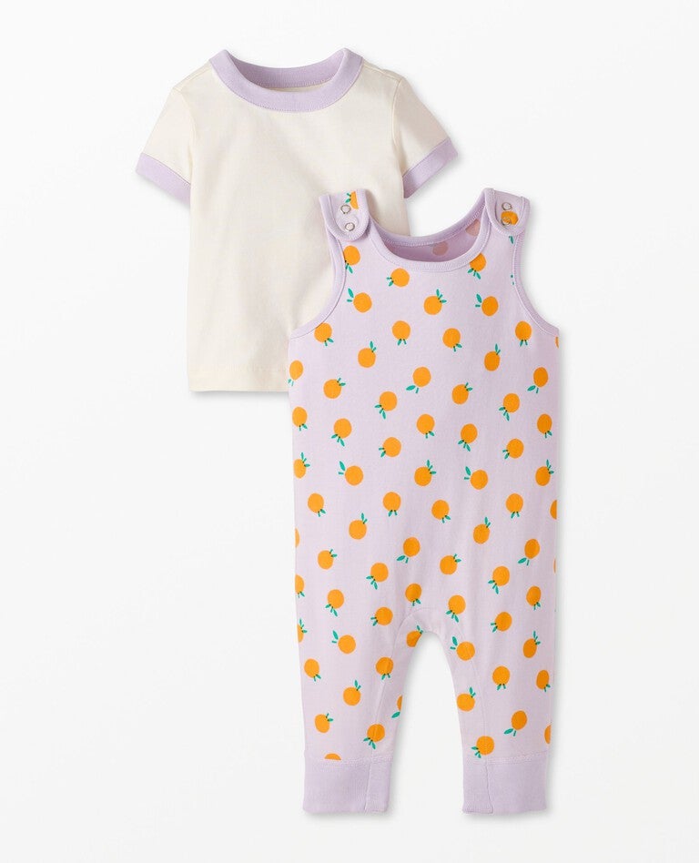 Baby T-Shirt & Overalls Set.