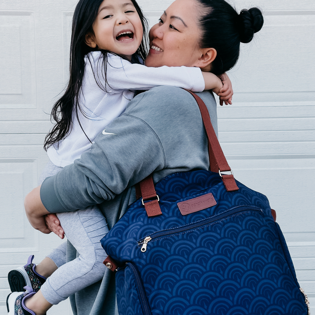 Sarah Wells Lizzy Breast Pump Bag - Deco.