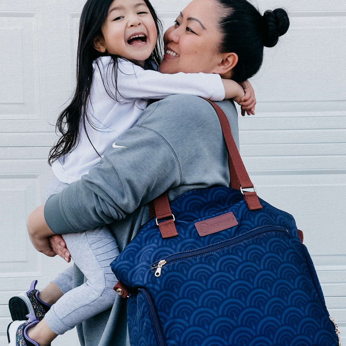 Sarah Wells Lizzy Breast Pump Bag - Deco.