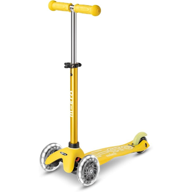 Micro Store Micro Kickboard Mini Deluxe LED Three-Wheeled Lean-to-Steer Swiss-Designed Micro Scooter.