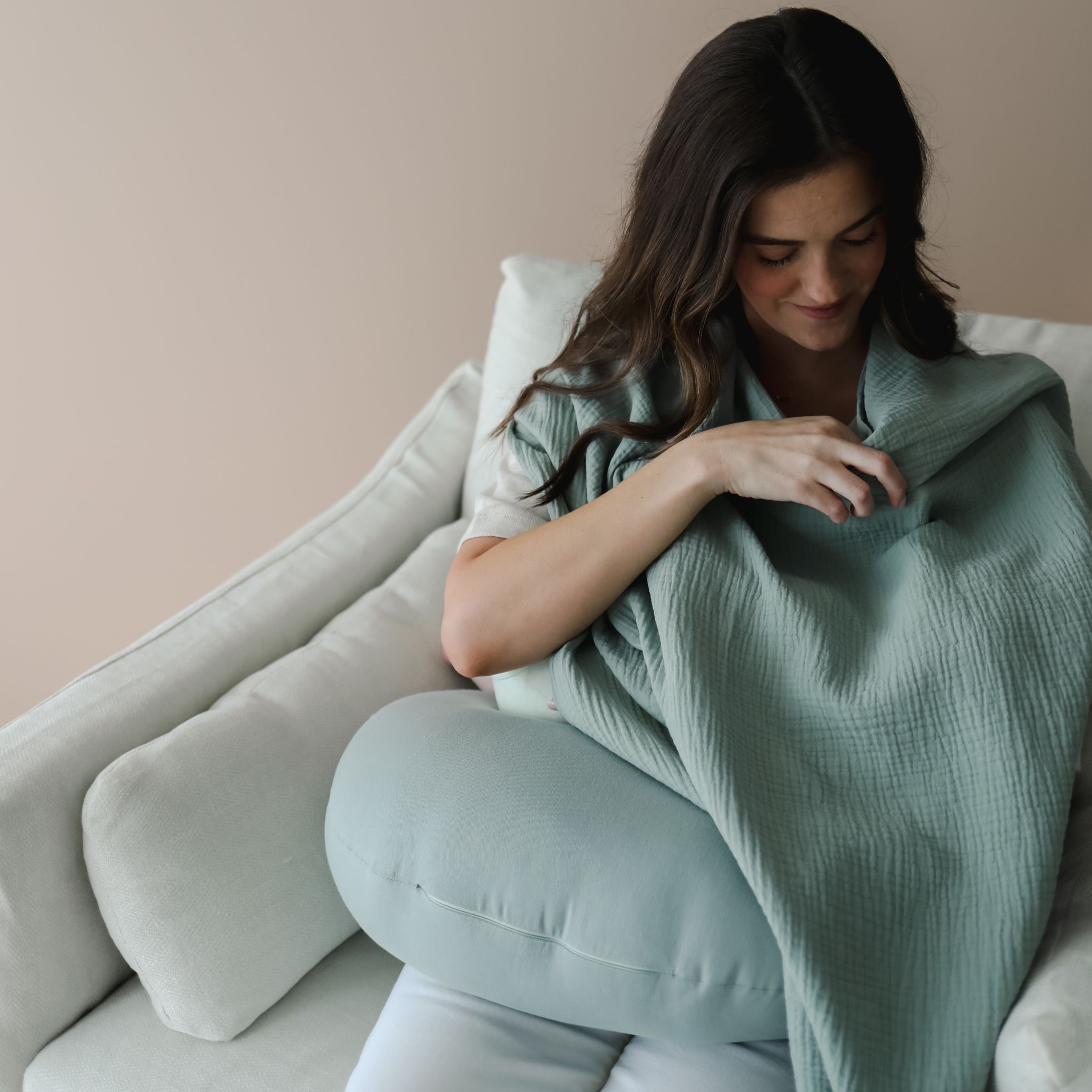 Snuggle Me Organic Nursing Cover.