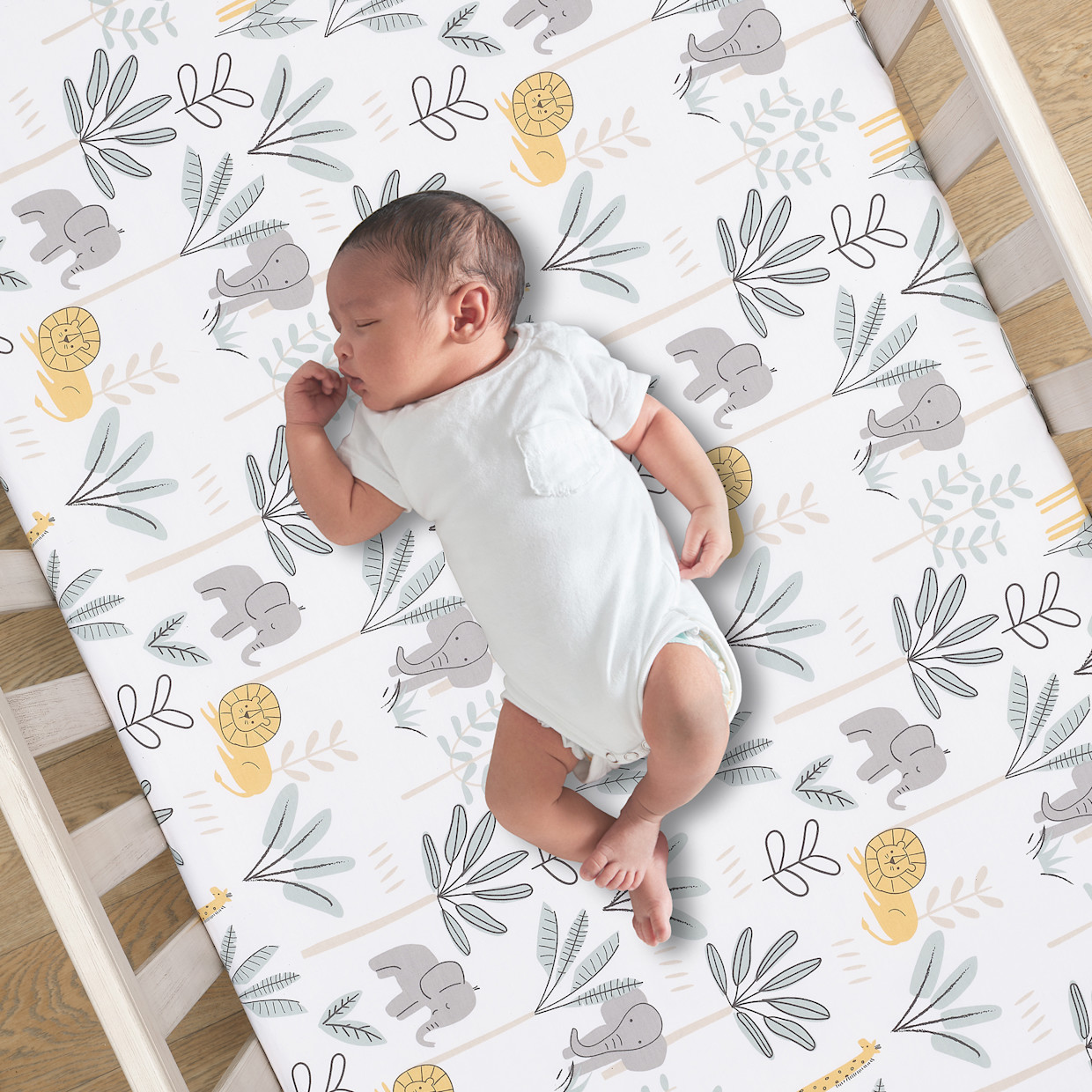 Lambs & Ivy 3-Piece Crib Bedding Set - Jungle Adventure.
