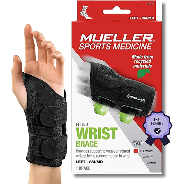 MUELLER Sports Medicine Fitted Wrist Brace for Carpal Tunnel, Tendonitis, Arthritis, Black.