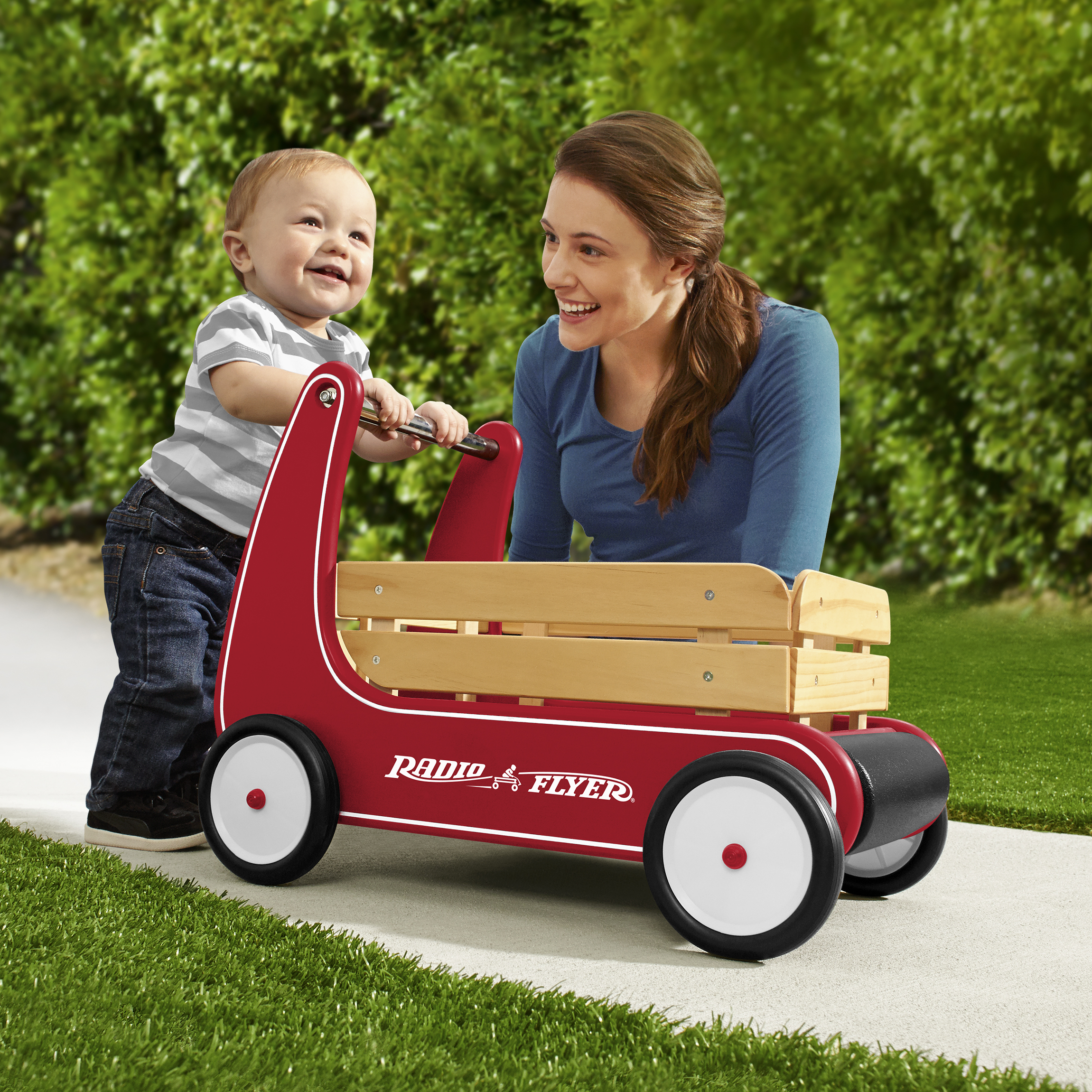 Radio Flyer Classic Walker Wagon.