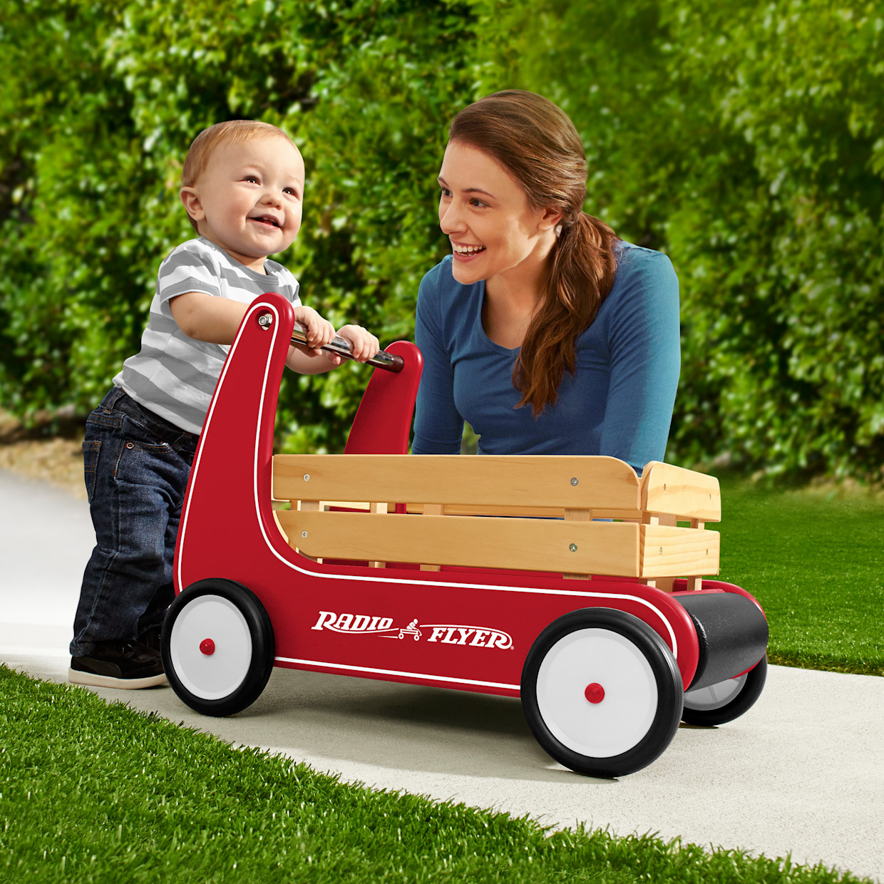Radio Flyer Classic Walker Wagon.