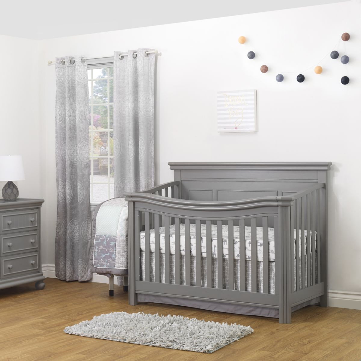 Sorelle Finley Lux Flat Top Crib - Weathered Gray.