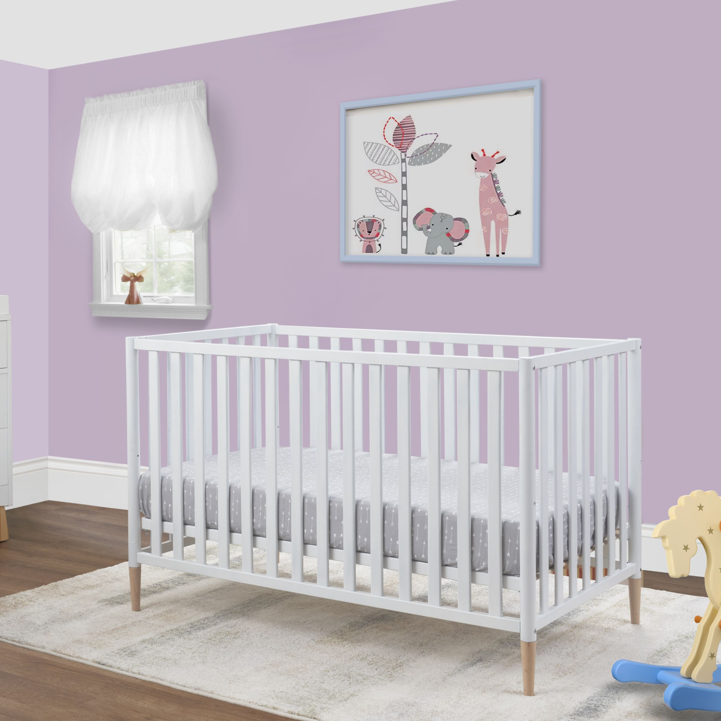 Sorelle Mia Crib - White / Natural.