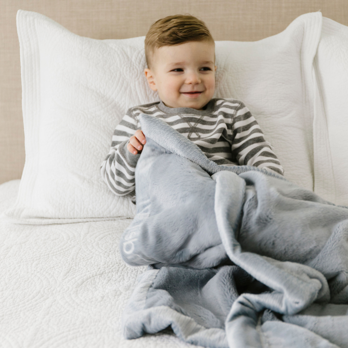 Saranoni Lush Receiving Blanket Storm Cloud Babylist Shop