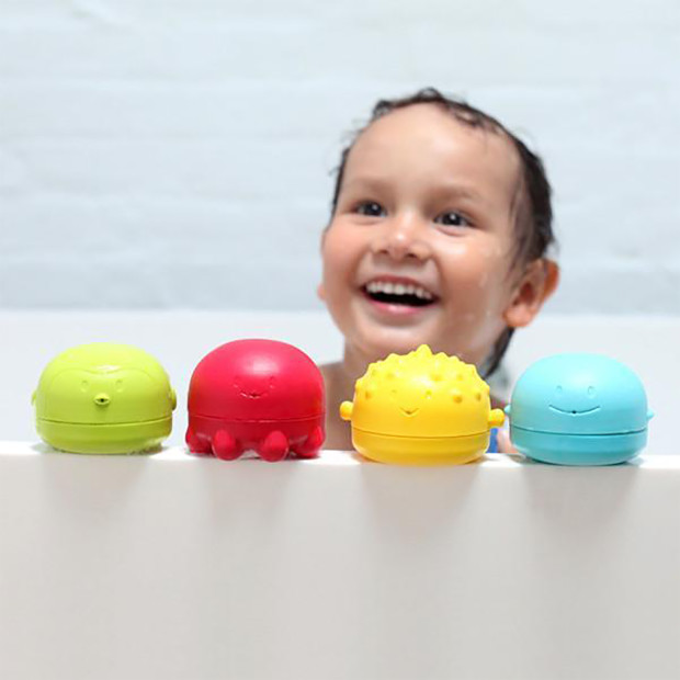 Ubbi Squeeze 'n Switch Bath Toys - Multi.