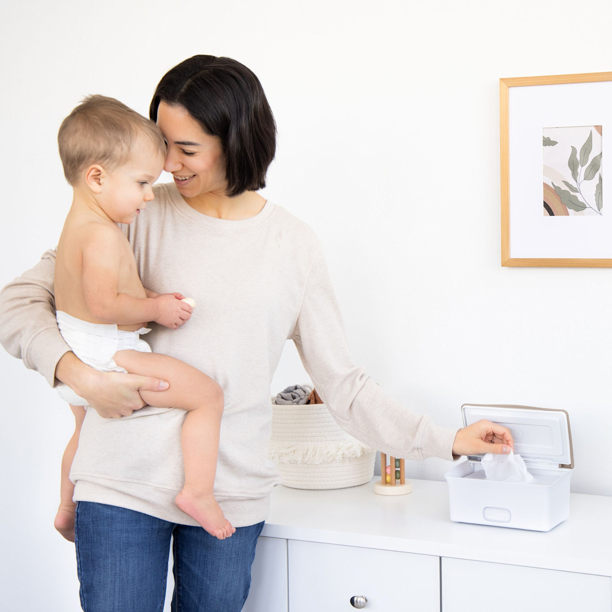 Ubbi Wipes Dispenser - Taupe.