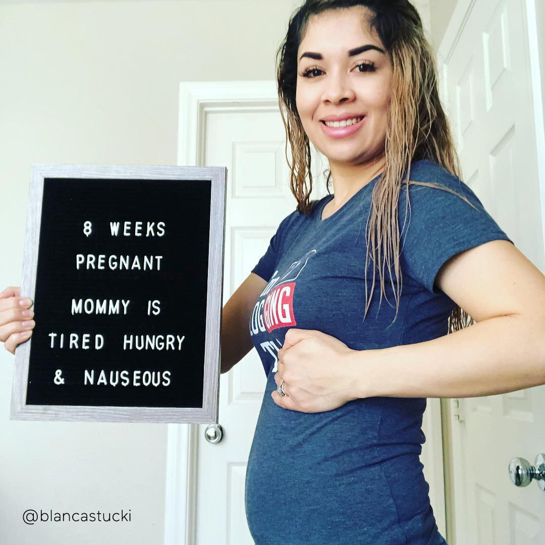 8-weeks-pregnant-bump-@blancastucki