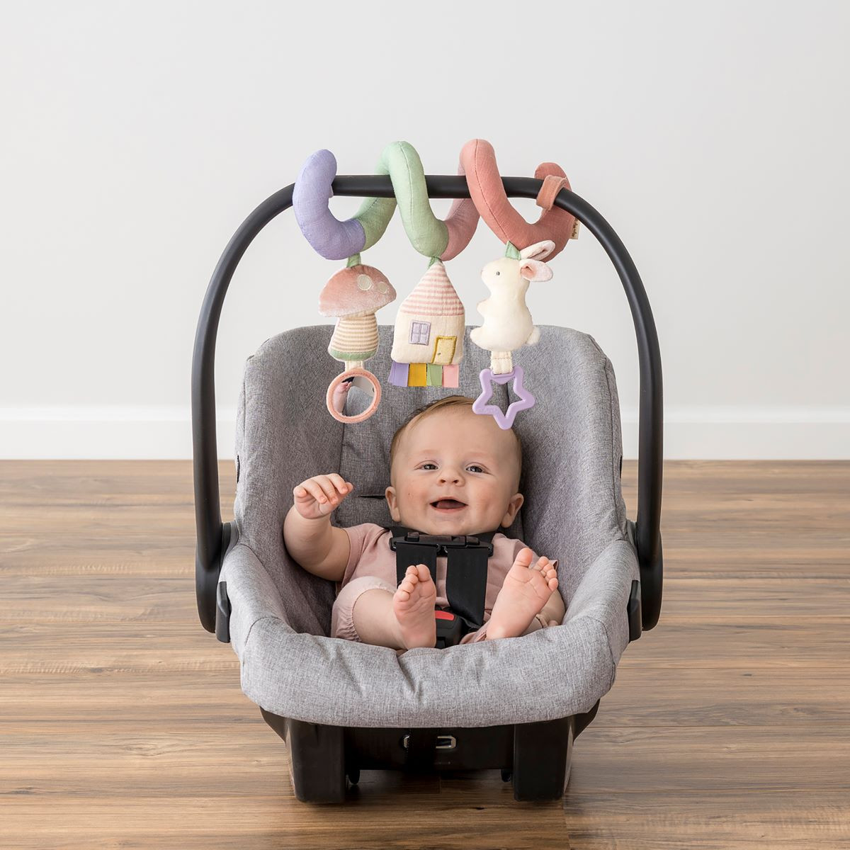 Itzy Ritzy Car Seat Activity Toy - Pastel.