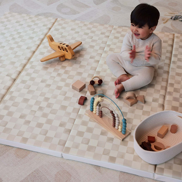 House of Noa Tumbling Mat.