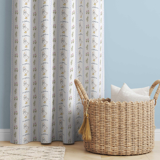 Cute Silly Goose Curtains.