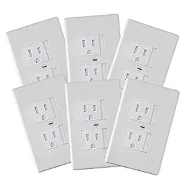 Safety Innovations Self-Closing Outlet Covers 6-Pack - $13.95.