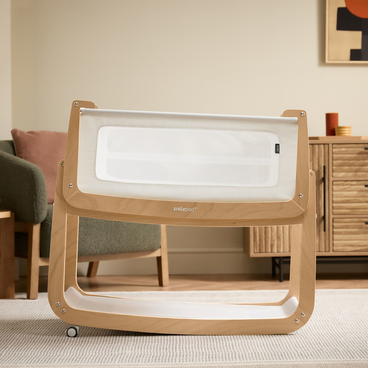 Snüz SnuzPod5 Bedside Bassinet - Natural.