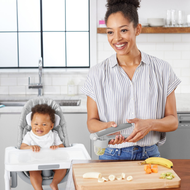 Skip Hop Infant Feeding Easy Prep & Store Starter Kit.